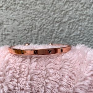 Rose gold Love Bracelet